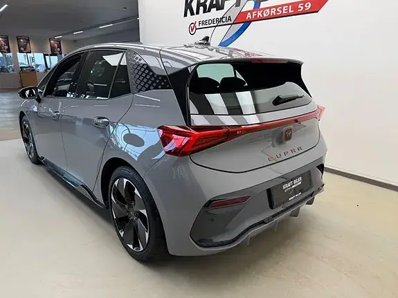 Cupra Born 2024 photo 3