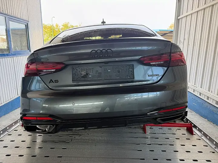 Audi A5 2023 photo 2
