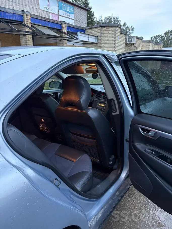 Volvo S60 2000 photo 5