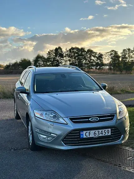 Ford Mondeo 2012 photo 2