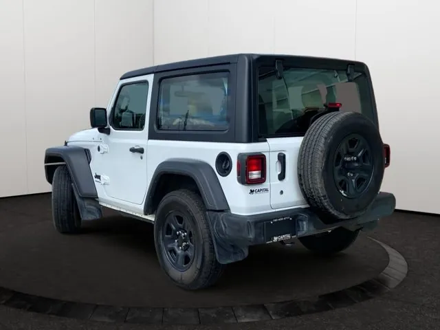 Jeep Wrangler 2023 photo 4