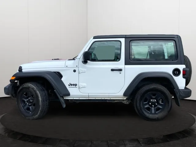Jeep Wrangler 2023 photo 2