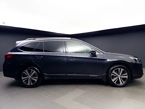 Subaru Outback 2018 photo 3