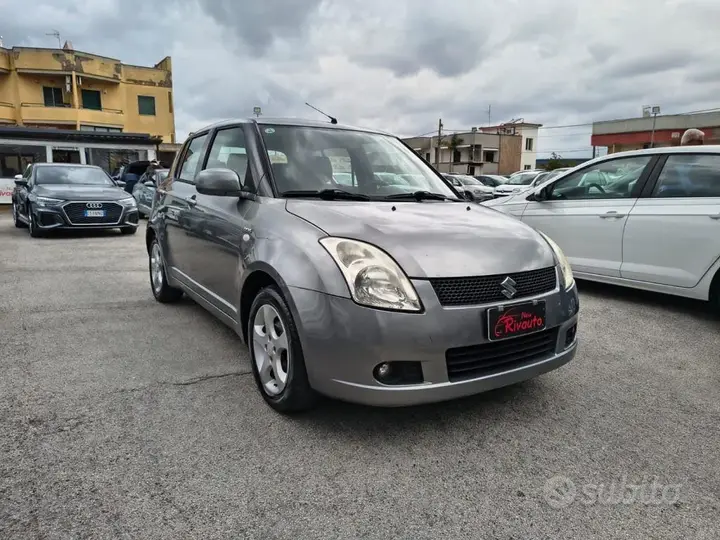 Suzuki Swift 2007 photo 3
