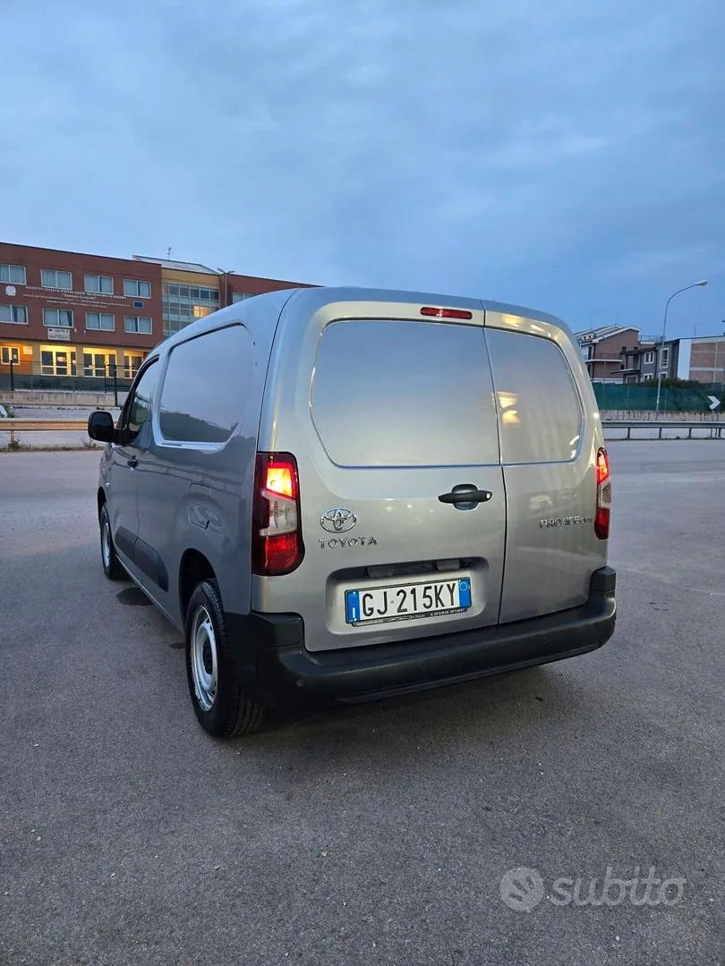 Toyota Proace City 2022 photo 5