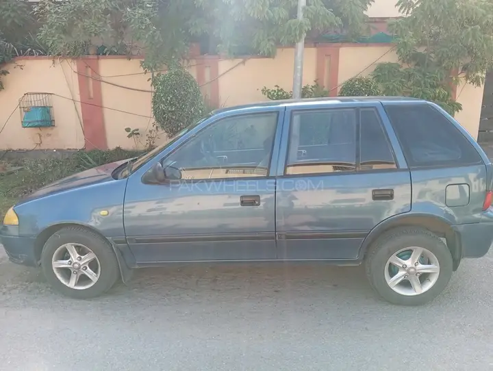 Suzuki Cultus