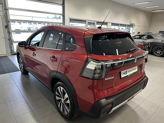 Suzuki Sx4 S-Cross 2024 photo 4