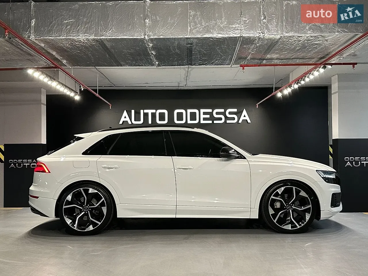 Audi Q8 2020 photo 5