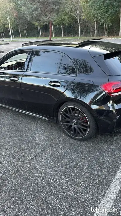 Mercedes-Benz A-Class 2019 photo 2