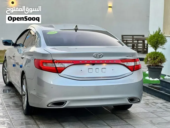 Hyundai Azera 2012 photo 2