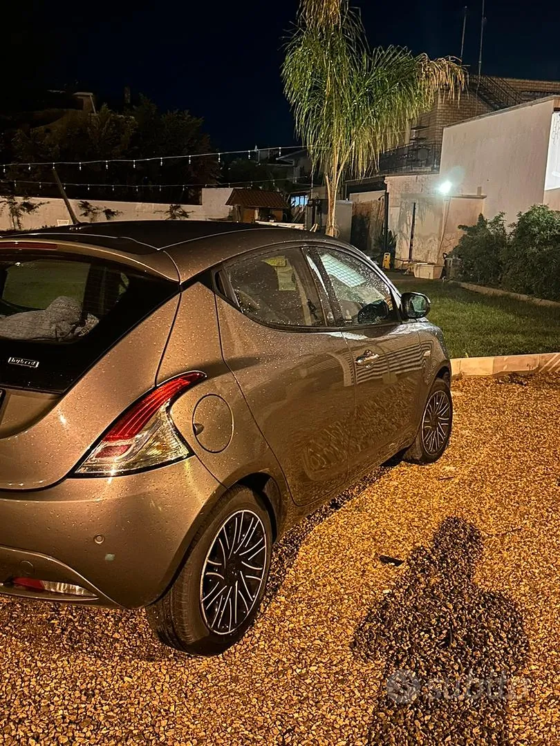 Lancia Ypsilon 2020 photo 3