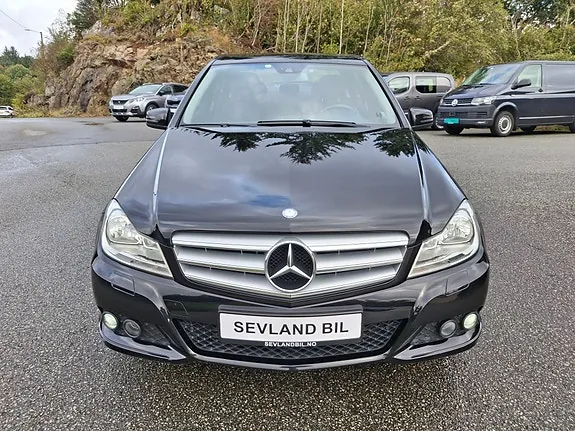 Mercedes-Benz C180 D 2012 photo 2