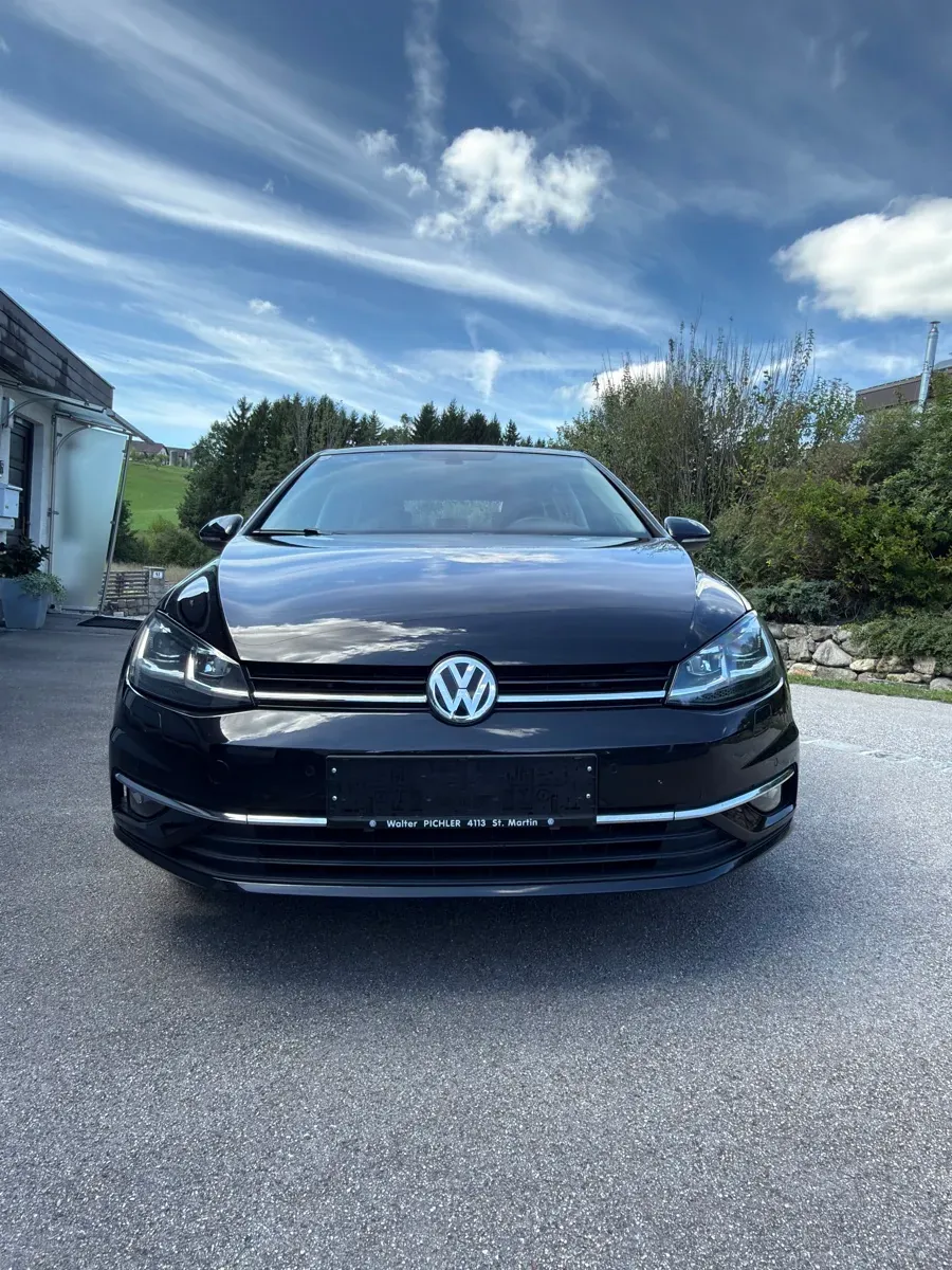 Volkswagen Golf 2017 photo 2