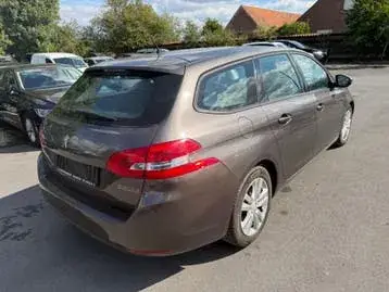 Peugeot 308 2014 photo 3