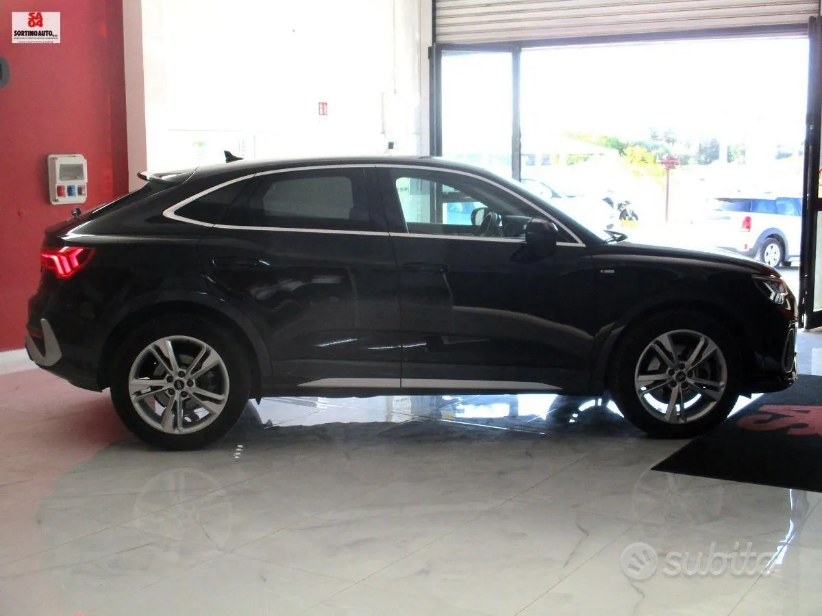 Audi Q3 2021 photo 4