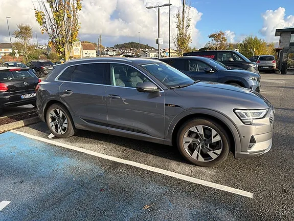 Audi E-Tron 2019 photo 2