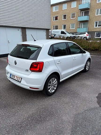 Volkswagen Polo 2015 photo 4