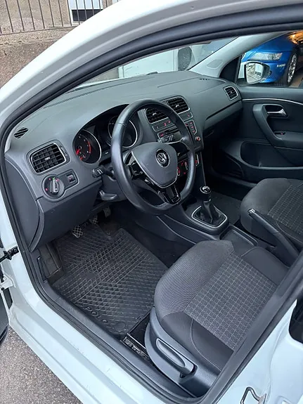 Volkswagen Polo 2015 photo 5