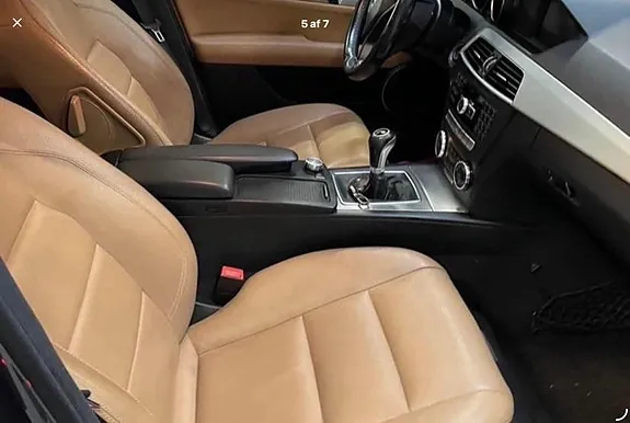 Mercedes-Benz C200 2012 photo 5