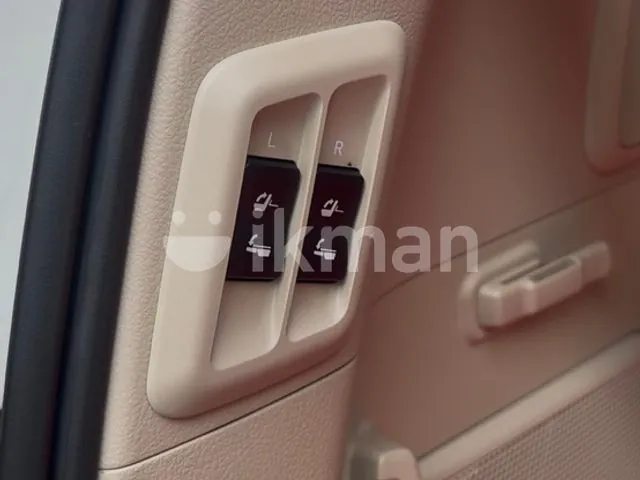 Toyota Land Cruiser Prado 2018 photo 4