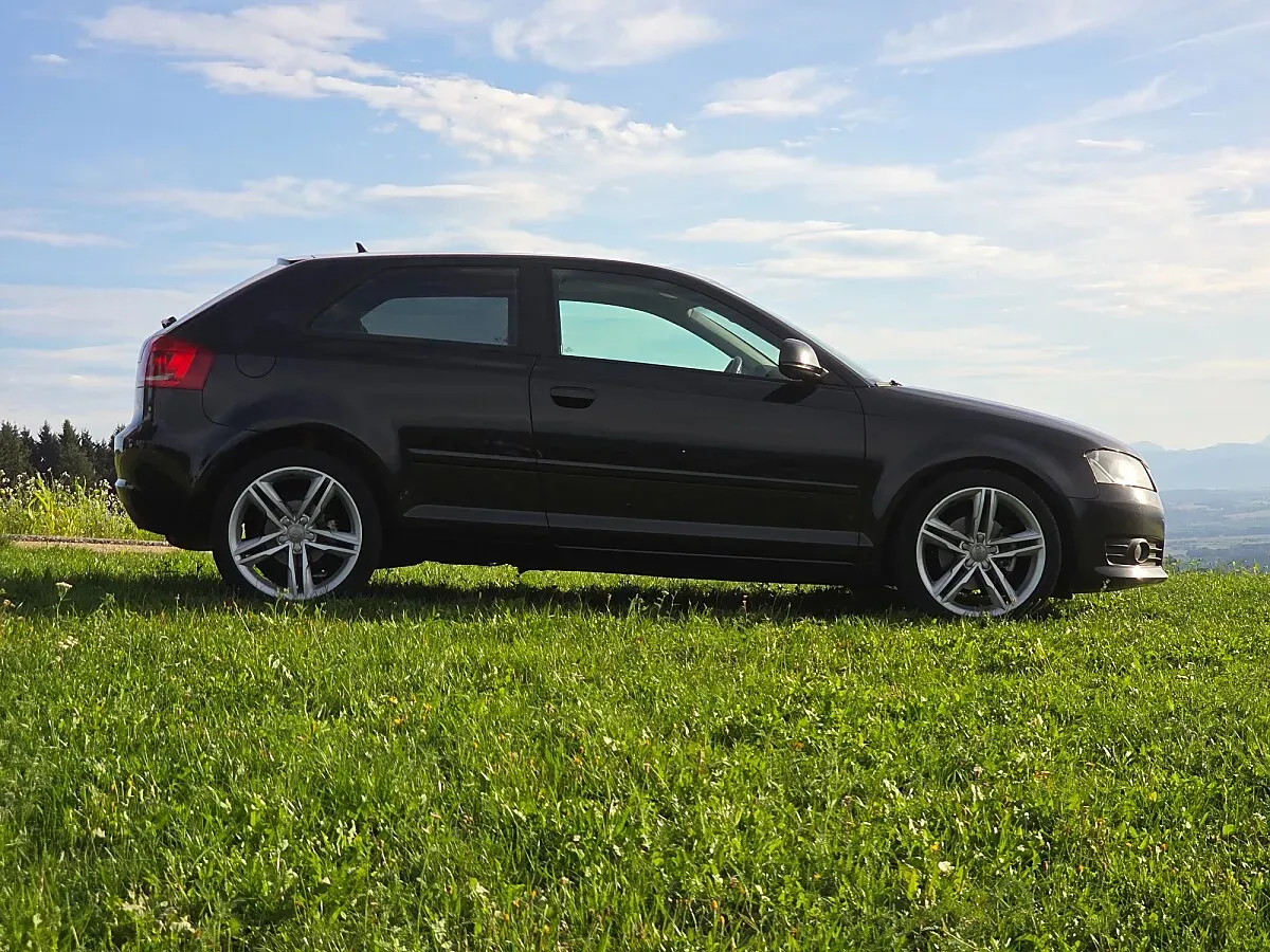 Audi A3 2008 photo 2