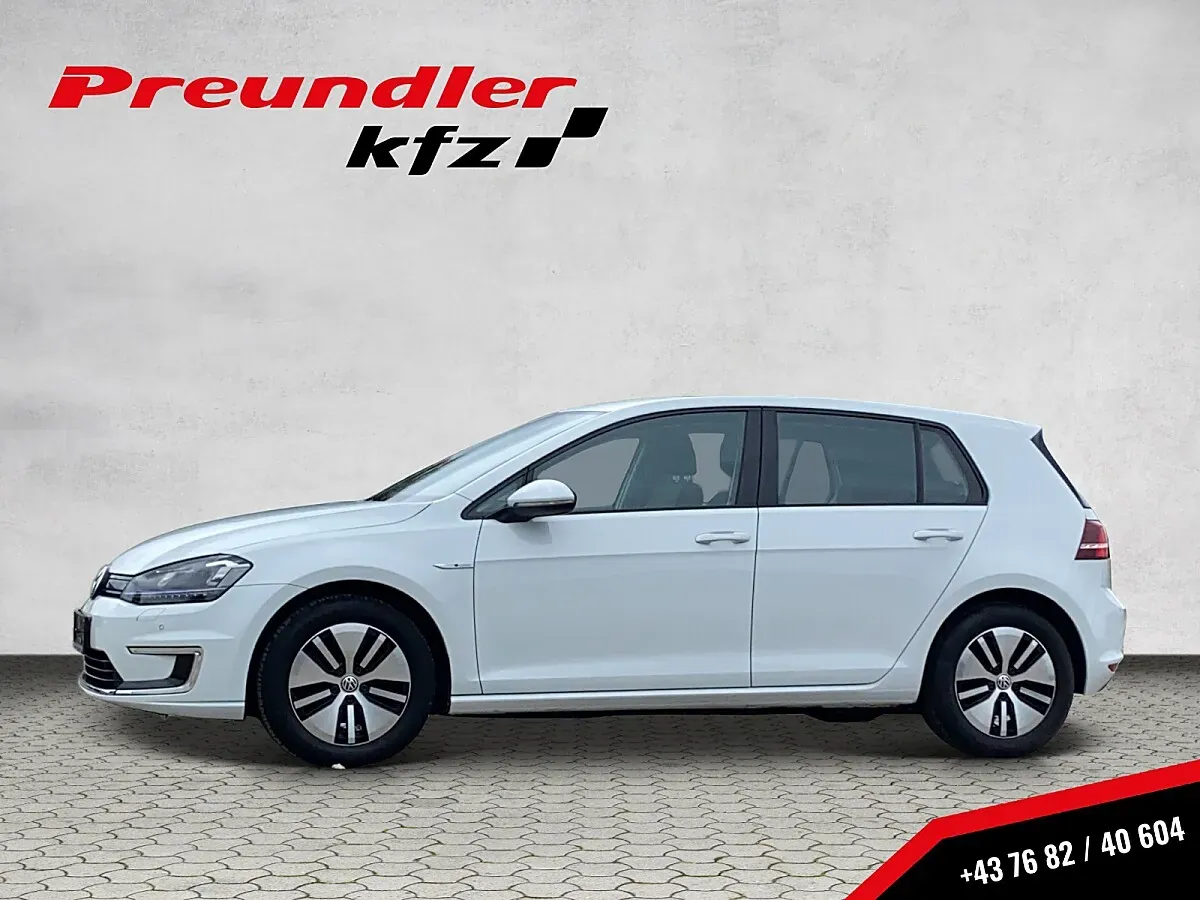Volkswagen Golf 2017 photo 2