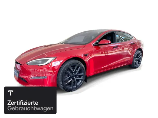 Tesla Model S Plaid