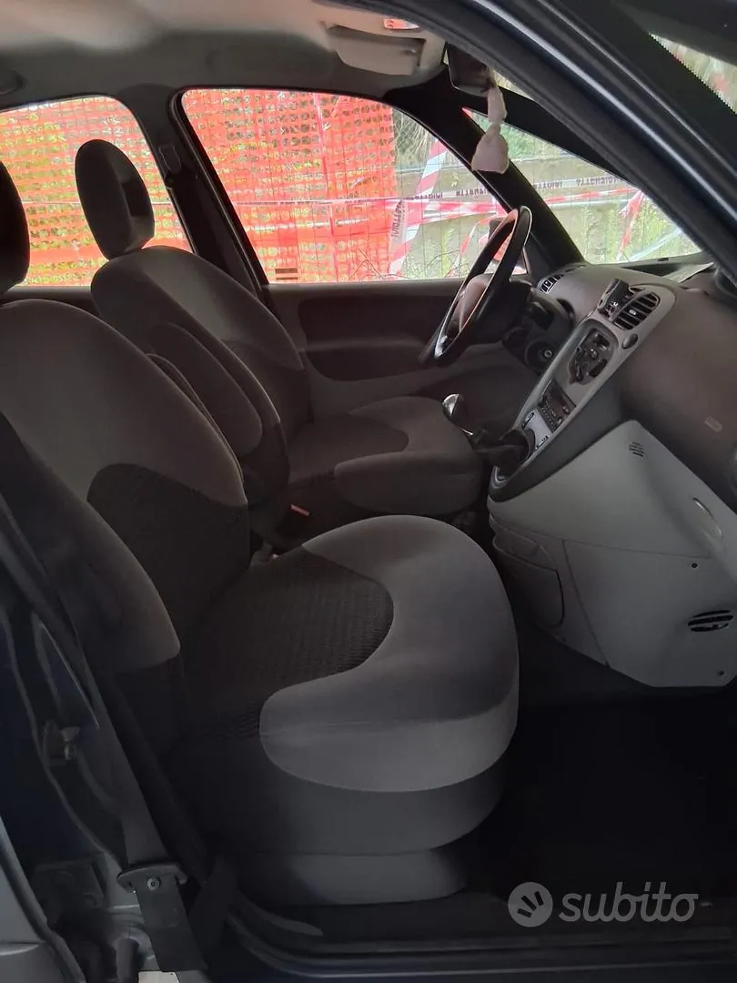Citroen Xsara Picasso 2007 photo 2
