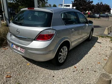 Opel Astra 2004 photo 3