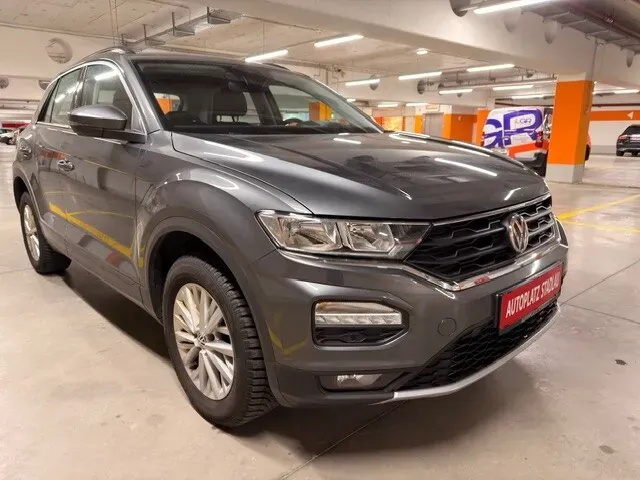 Volkswagen T-Roc 2018 photo 2