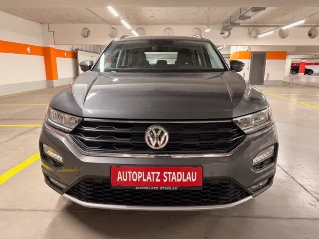 Volkswagen T-Roc 2018 photo 3
