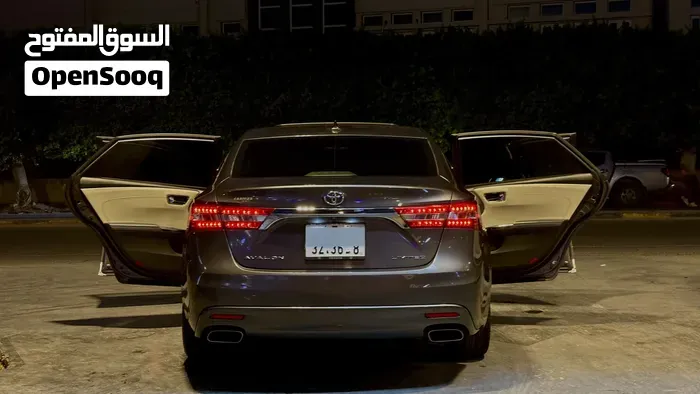 Toyota Avalon 2015 photo 2
