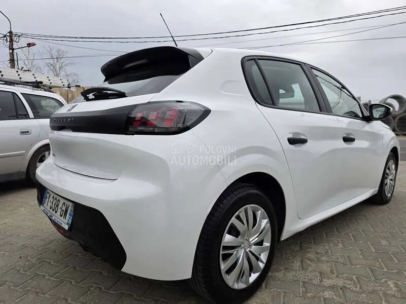 Peugeot 208 2021 photo 5