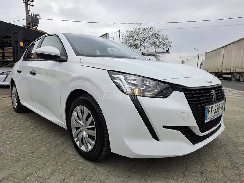 Peugeot 208 2021 photo 3