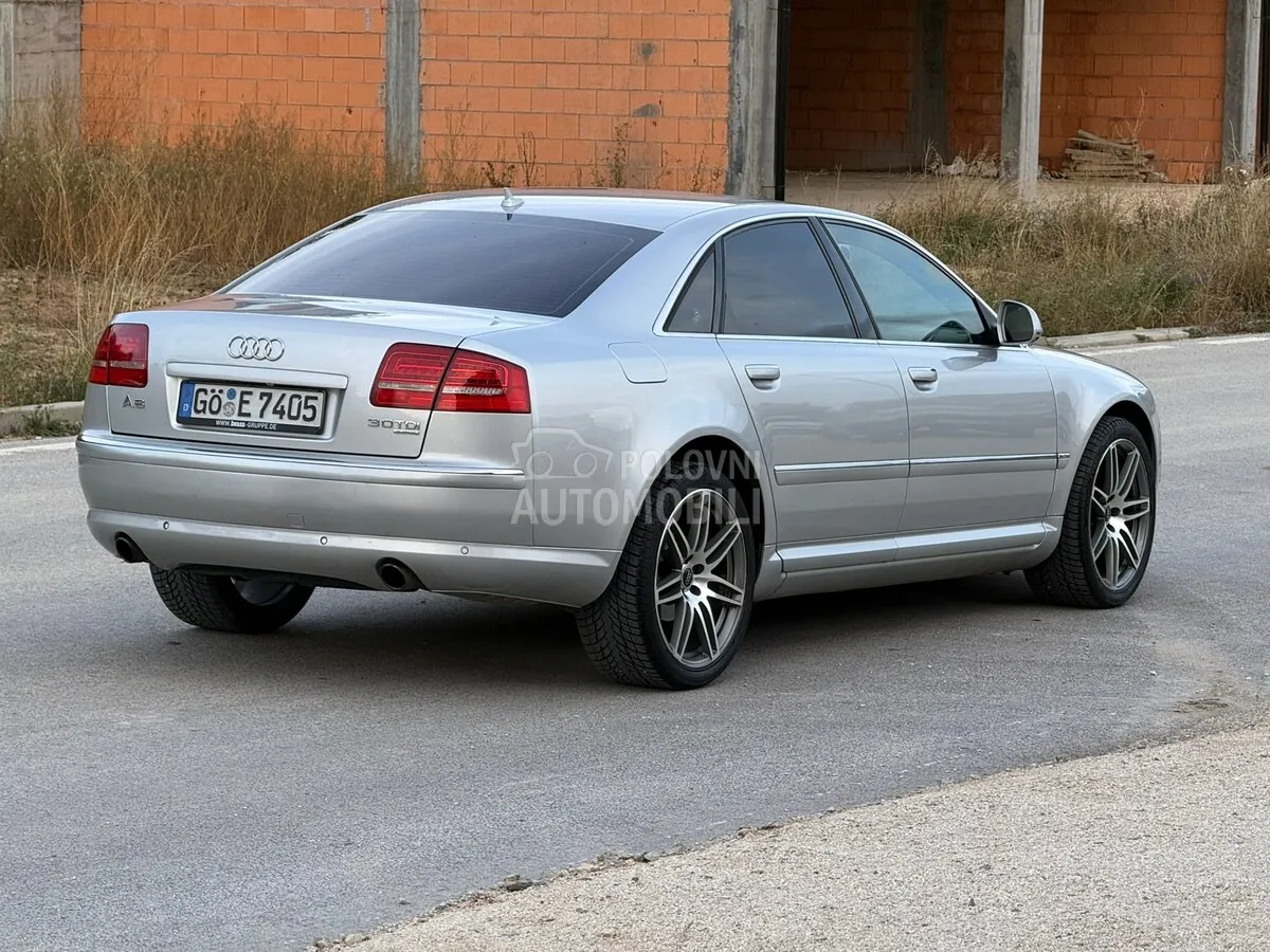 Audi A8 2008 photo 5