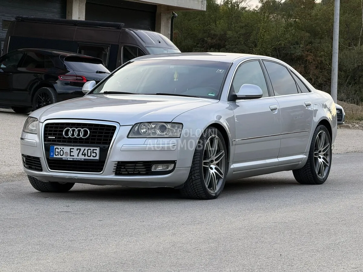 Audi A8 2008 photo 2