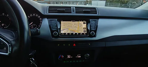 Skoda Fabia 2018 photo 4