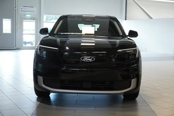 Ford Explorer 2026 photo 4