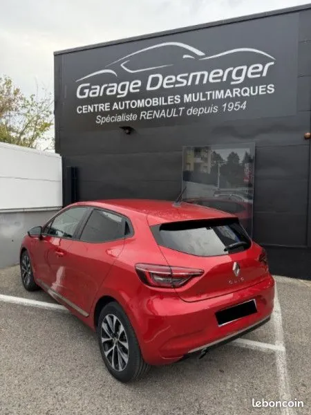 Renault Clio 2019 photo 2