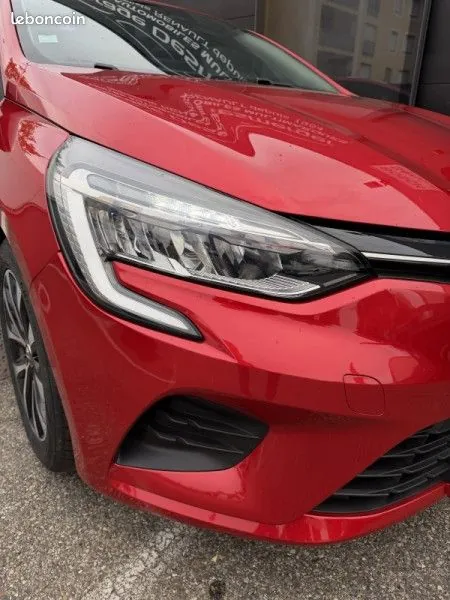 Renault Clio 2019 photo 3