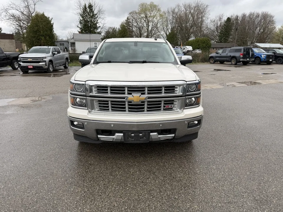 Chevrolet Silverado 1500 2015 photo 2