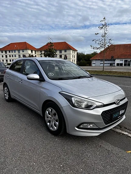 Hyundai I20 2016 photo 3