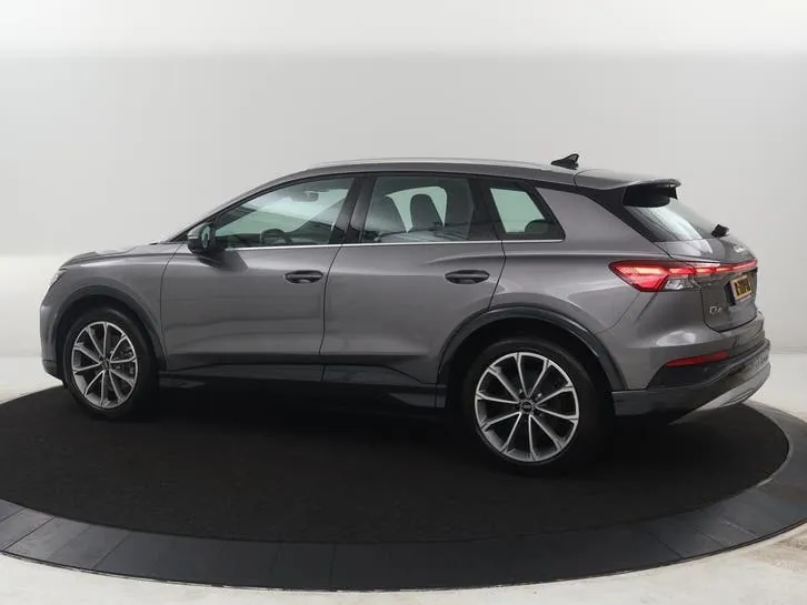 Audi Q4 E-Tron 2022 photo 2