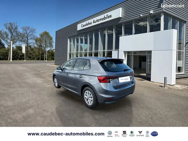 Skoda Fabia 2023 photo 3