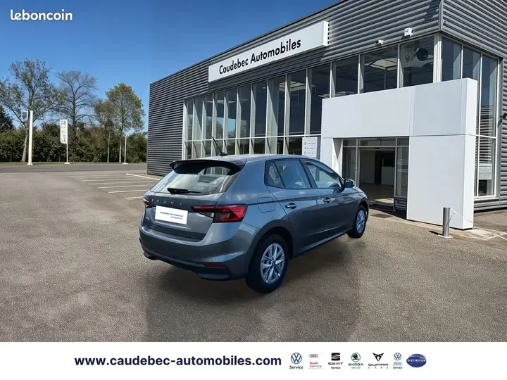 Skoda Fabia 2023 photo 5