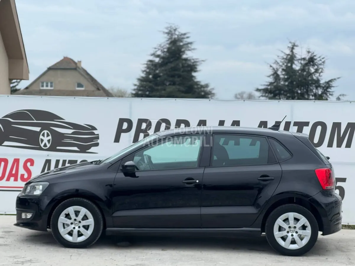 Volkswagen Polo 2011 photo 4