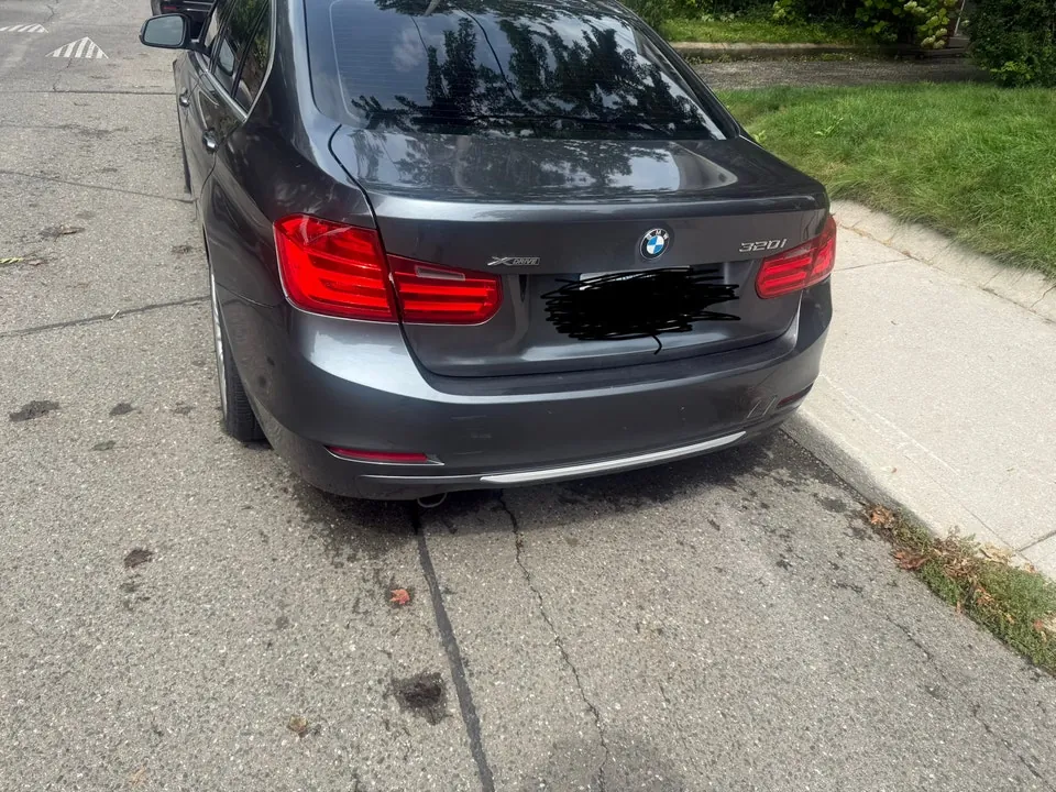 BMW 320I 2014 photo 2