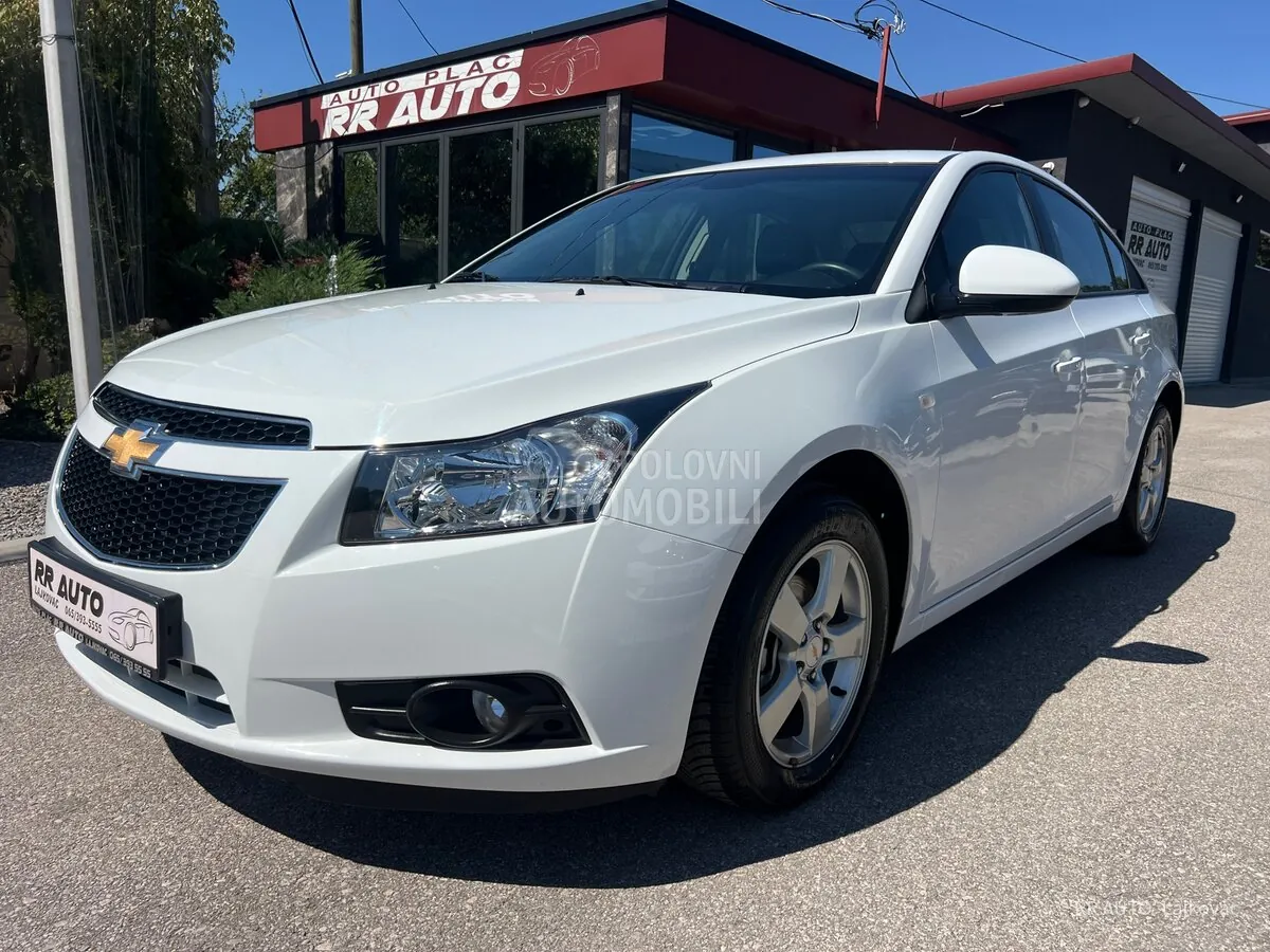 Chevrolet Cruze 2012 photo 3