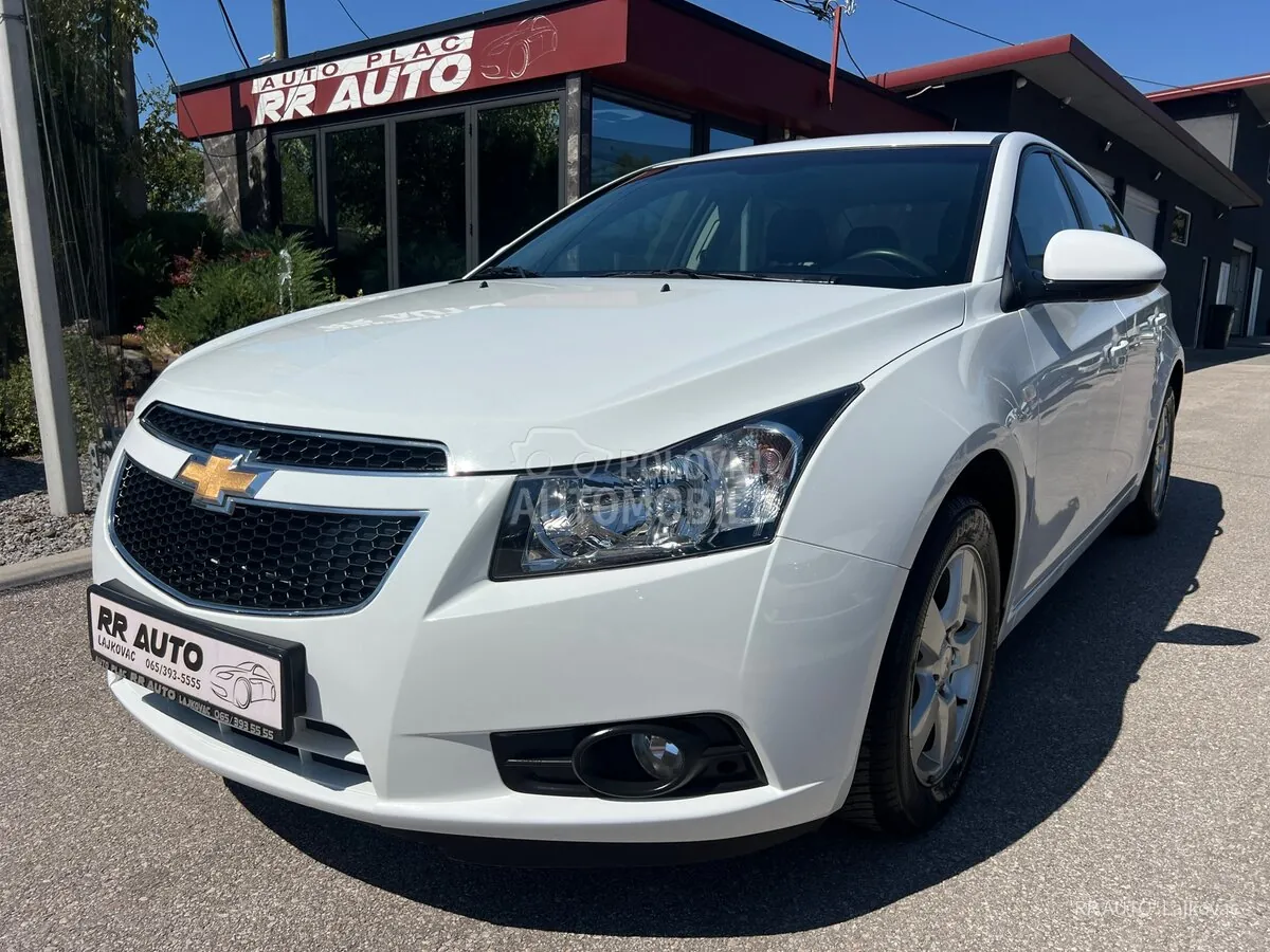 Chevrolet Cruze 2012 photo 2