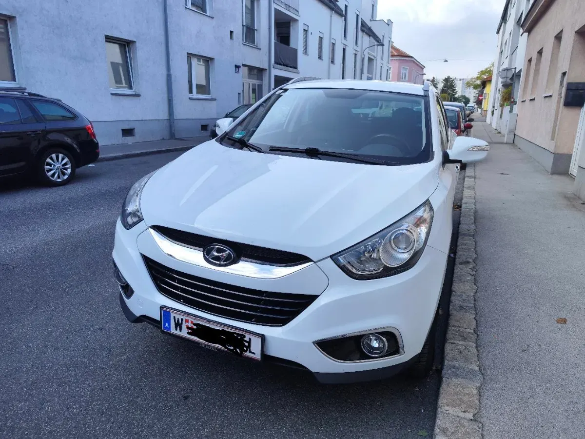Hyundai Ix35 2011 photo 2